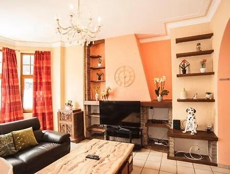 Voisins Du Kayak 别墅 迪南